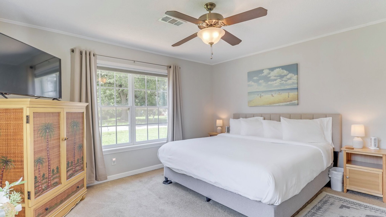Photo of Bedroom in Long Beach
