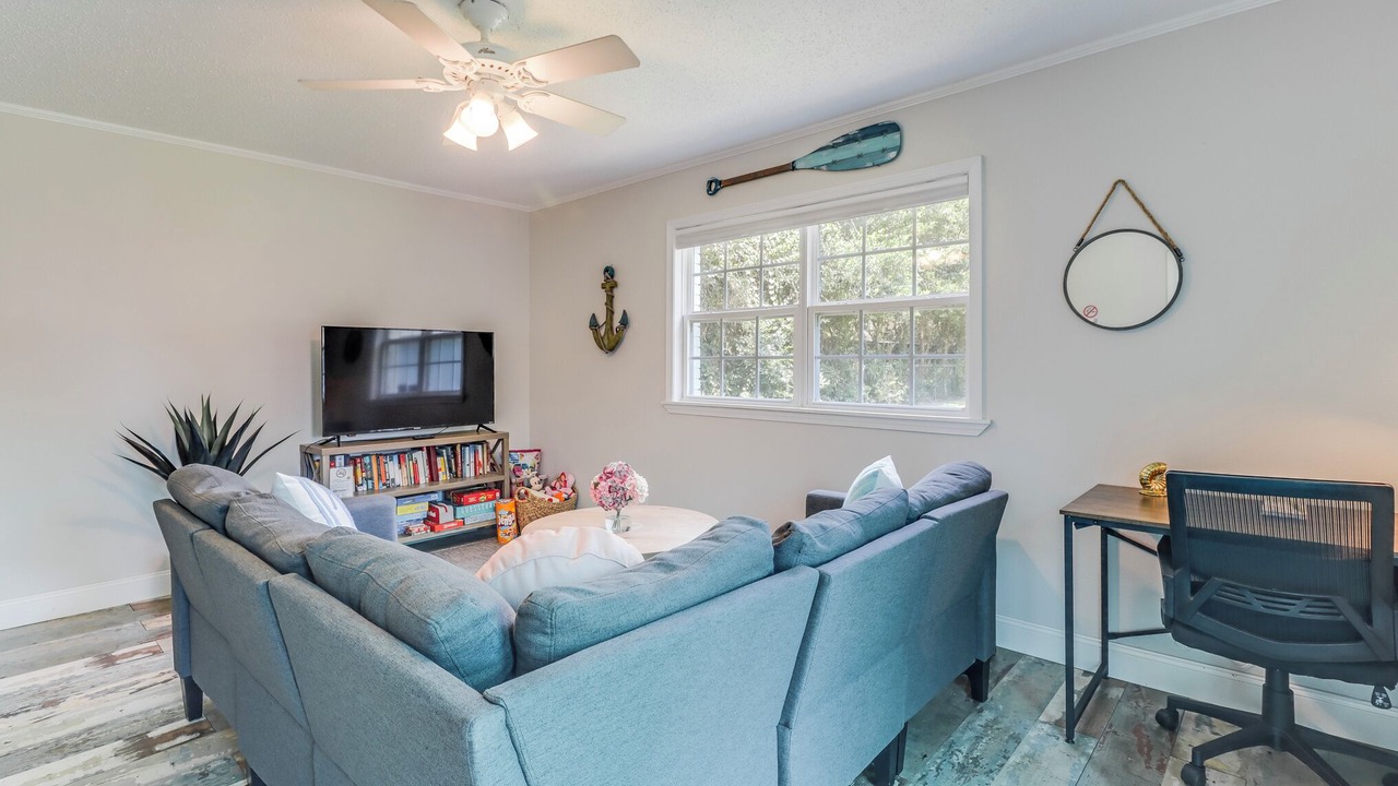 Photo of Livingroom in Long Beach