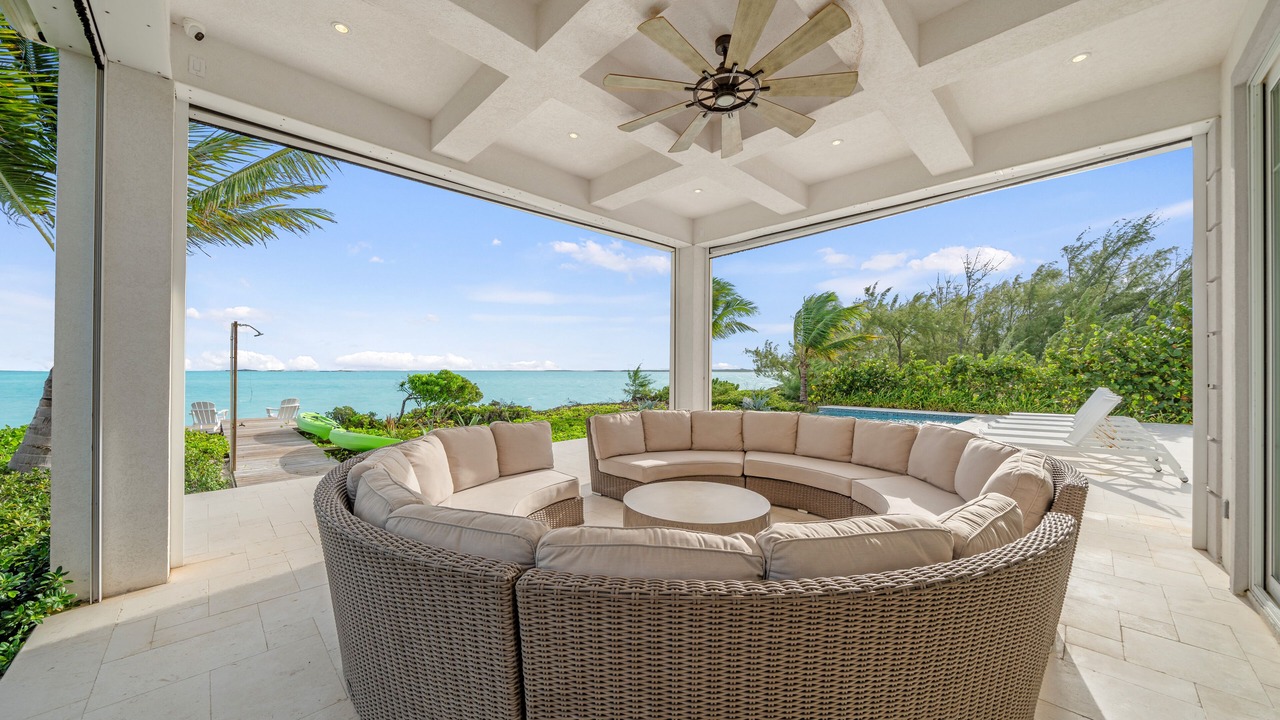 Photo of Patio Balcony in Great Exuma