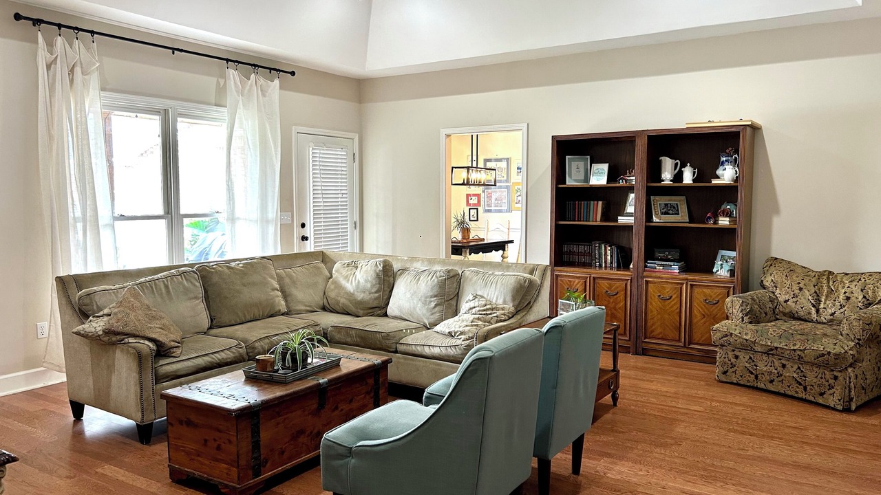 Photo of Livingroom in Tuscaloosa