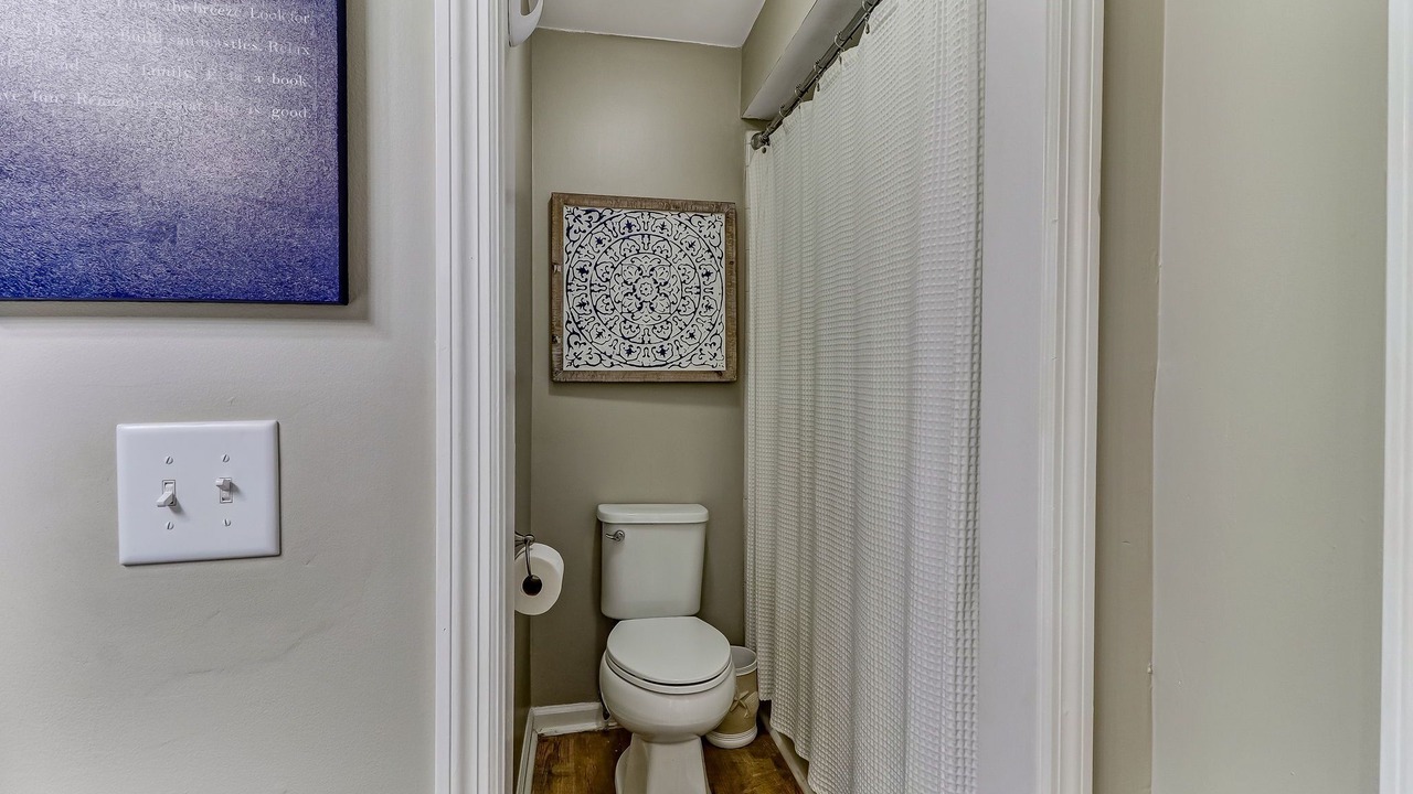 Photo of Bathroom in Fernandina Beach