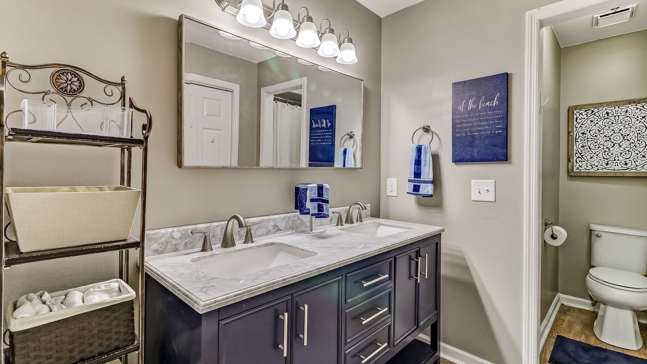 Photo of Bathroom in Fernandina Beach