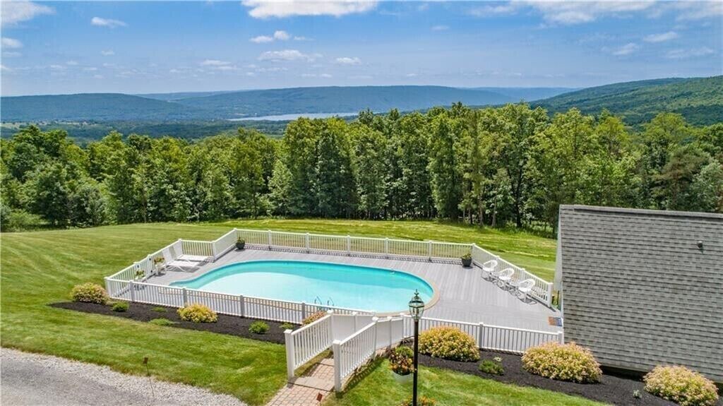 Photo of Outdoor in Bristol Hills