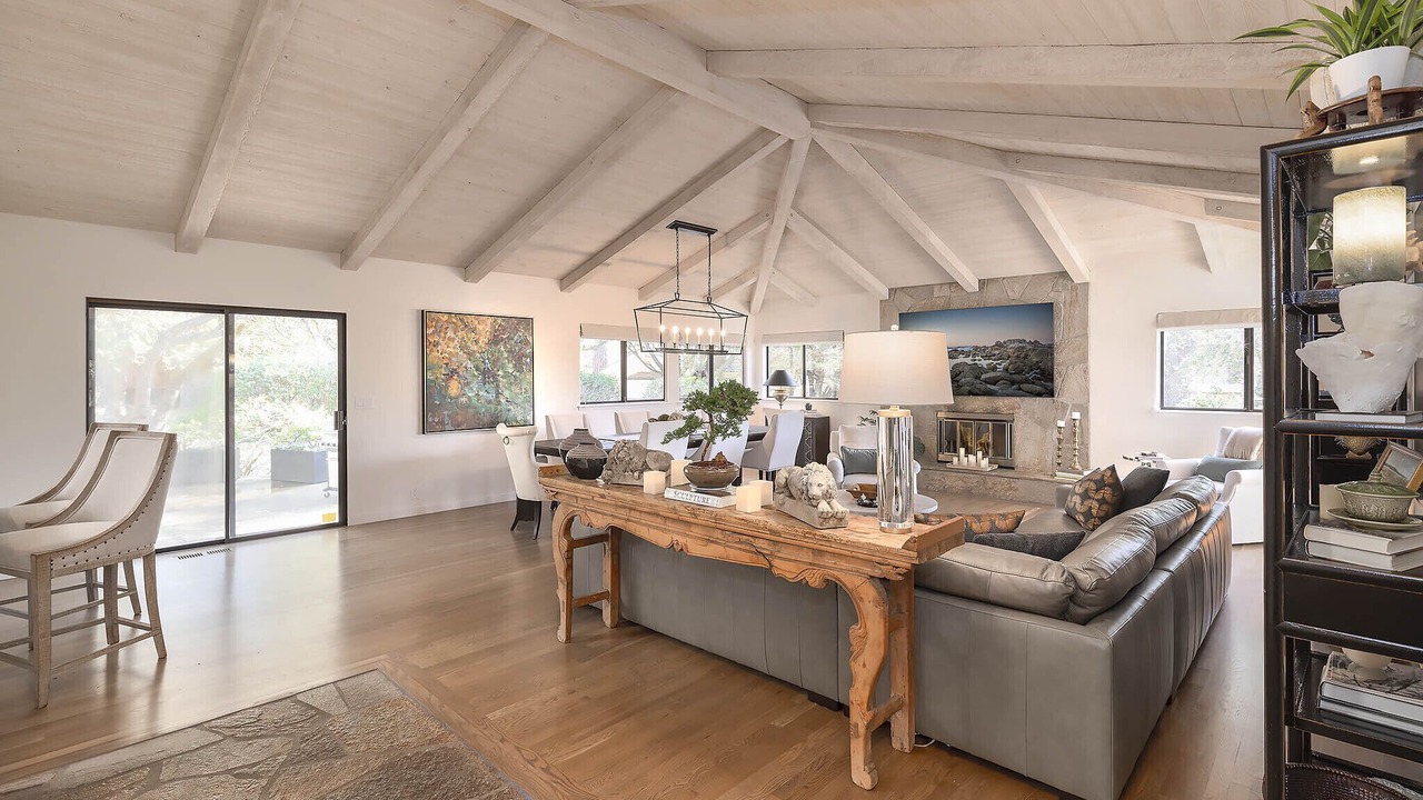 Photo of Livingroom in Northeast Carmel