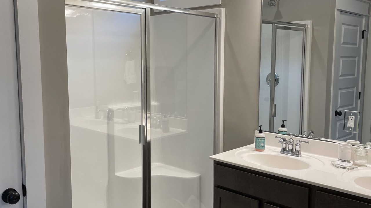 Photo of Bathroom in Sand Ridge