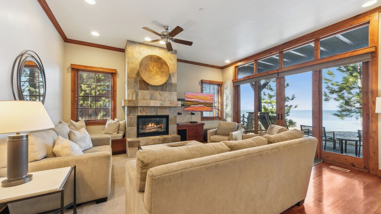 Photo of Livingroom in Sierra Shores