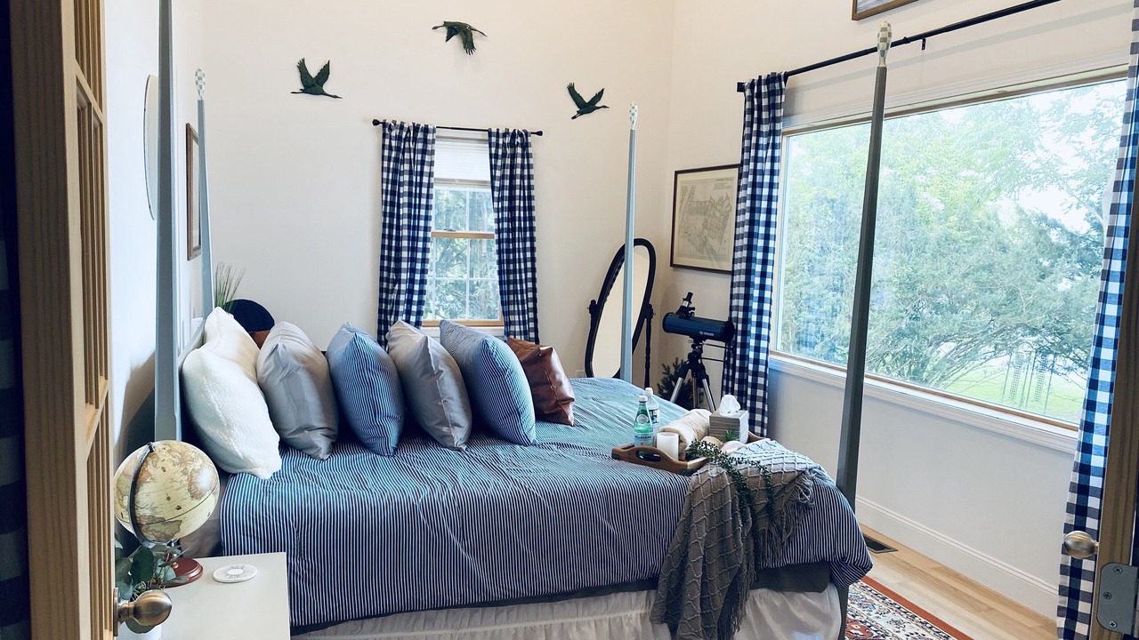 Photo of Bedroom in Seneca Falls