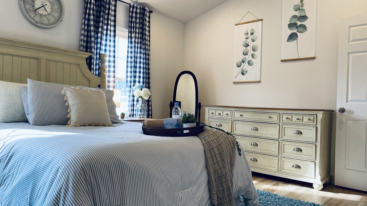 Photo of Bedroom in Seneca Falls