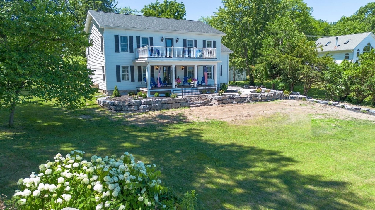 Photo of Outdoor in Seneca Falls