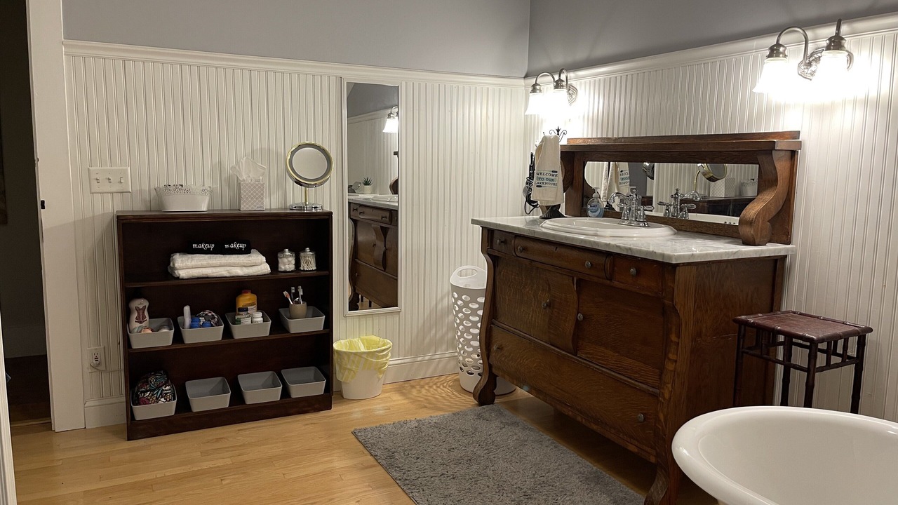 Photo of Bathroom in Seneca Falls