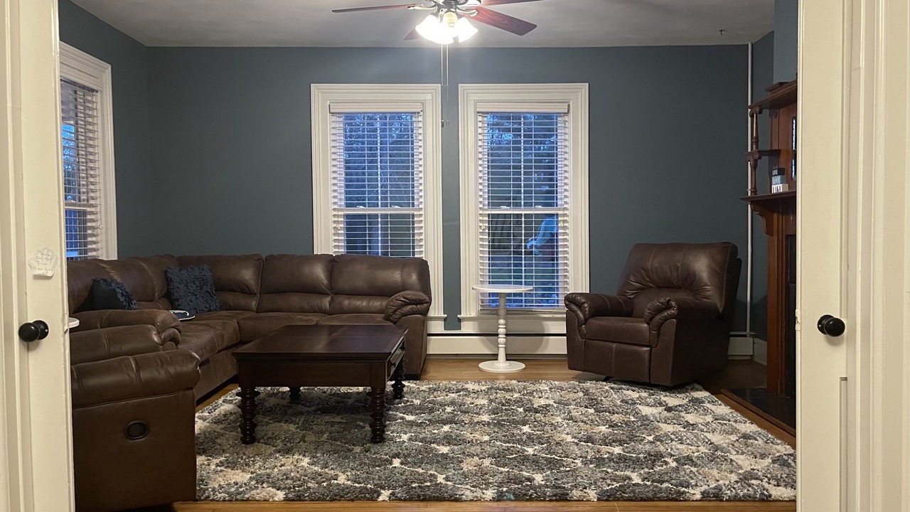 Photo of Livingroom in Seneca Falls