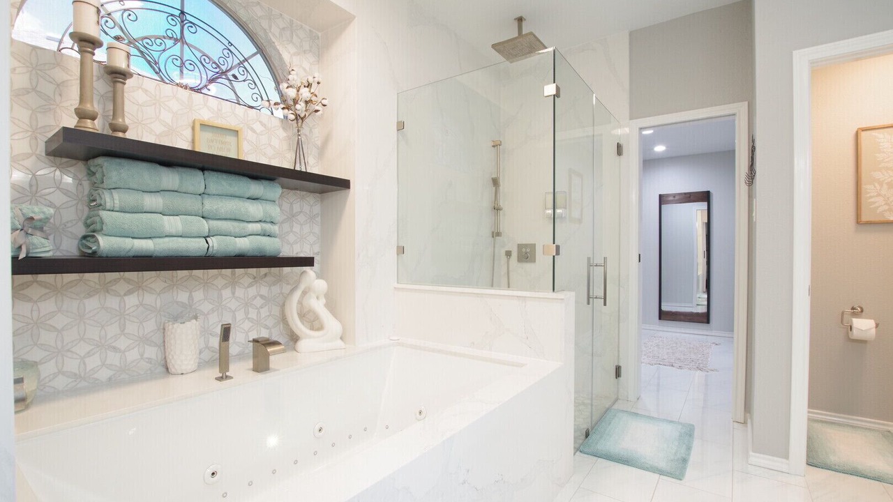 Photo of Bathroom in Spring