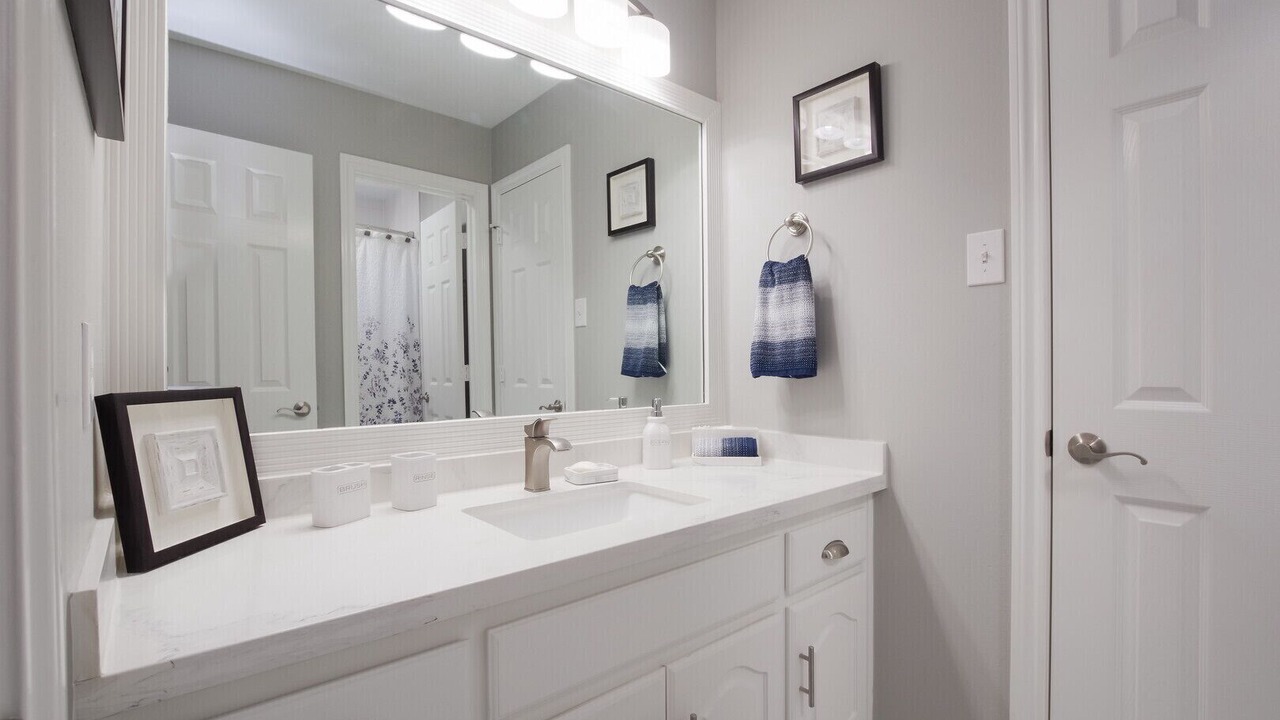 Photo of Bathroom in Spring