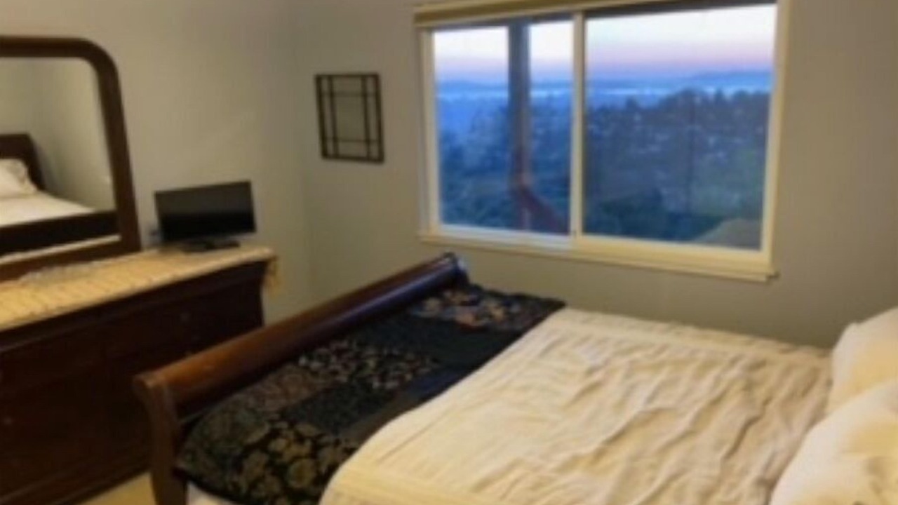 Photo of Bedroom in Shepherd Canyon
