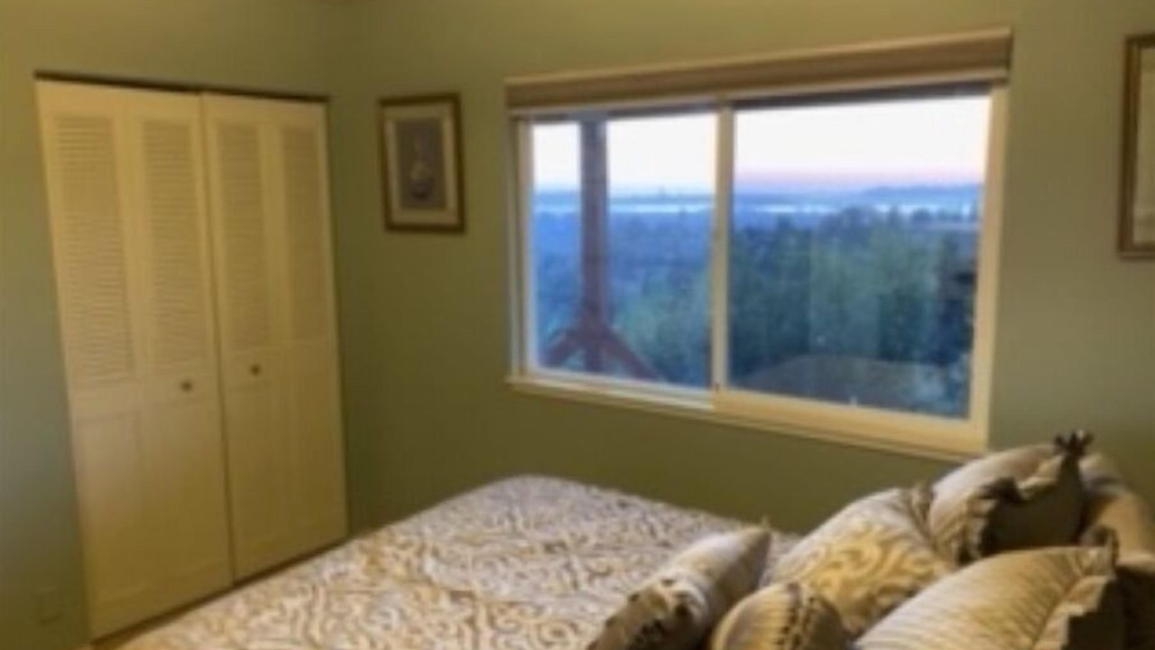 Photo of Bedroom in Shepherd Canyon