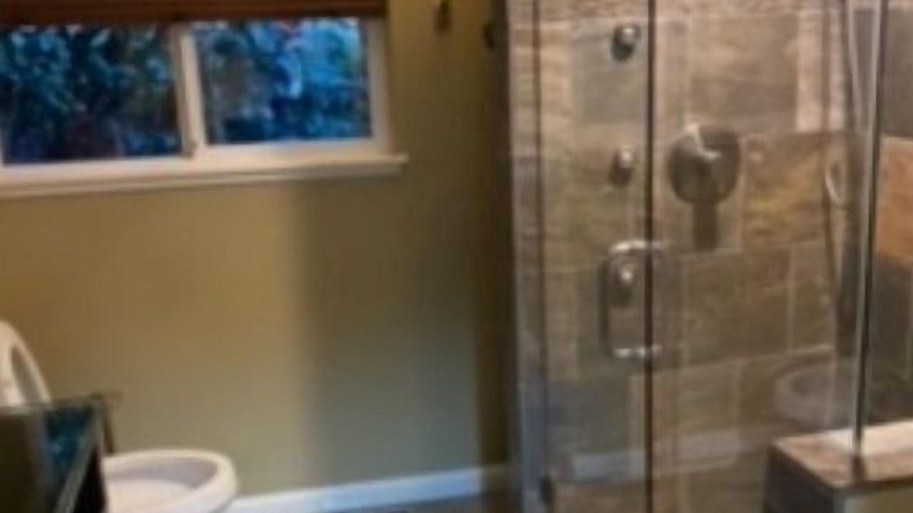 Photo of Bathroom in Shepherd Canyon