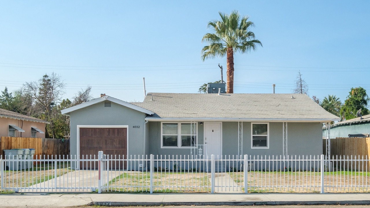 Photo of Outdoor in Raisin