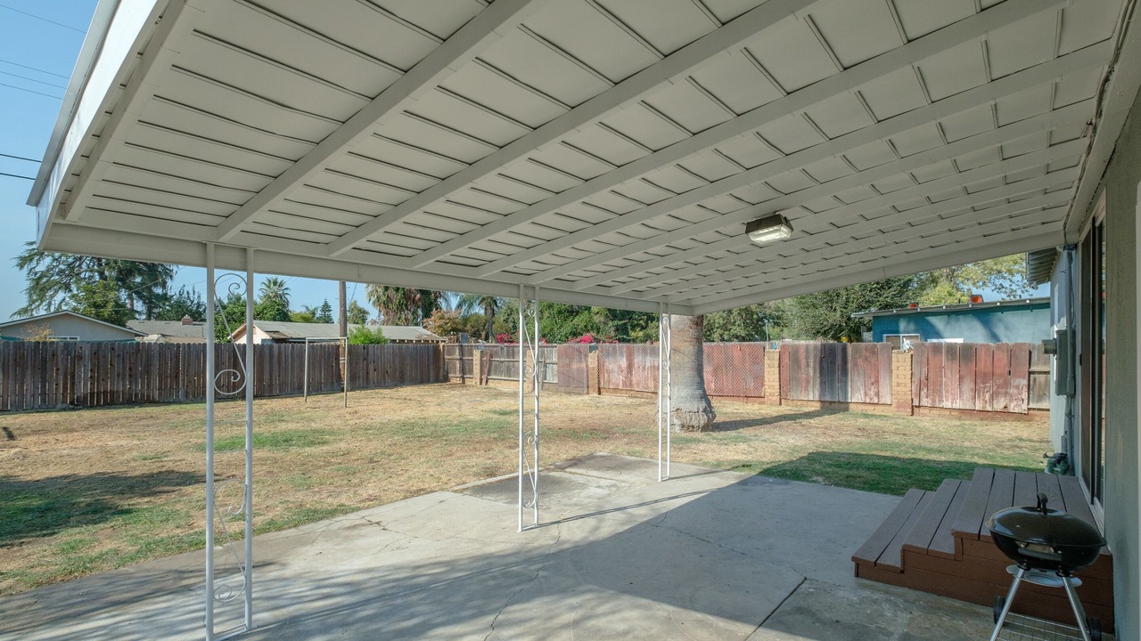 Photo of Patio Balcony in Raisin