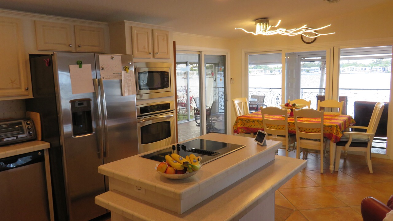 Photo of Kitchen in Pembroke Park