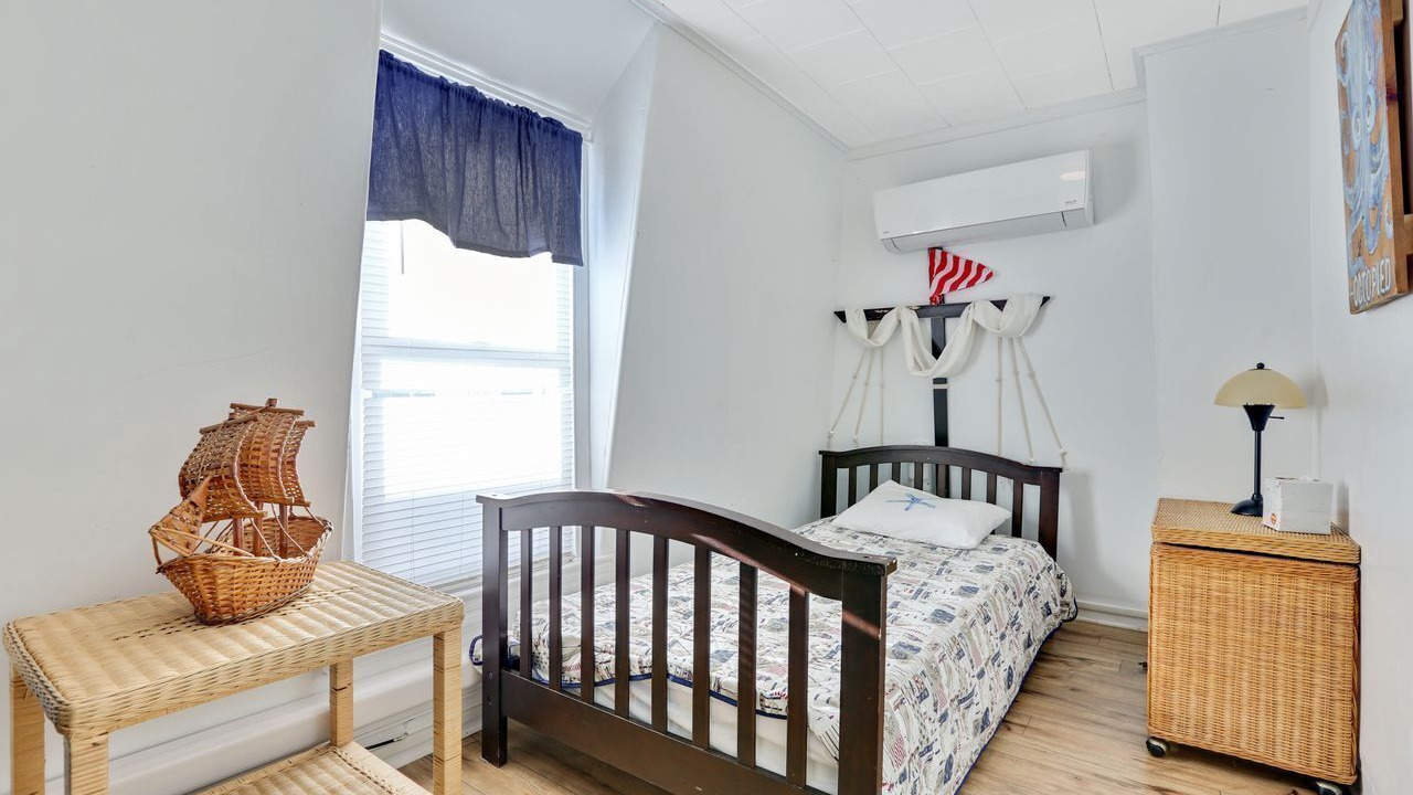 Photo of Bedroom in North End