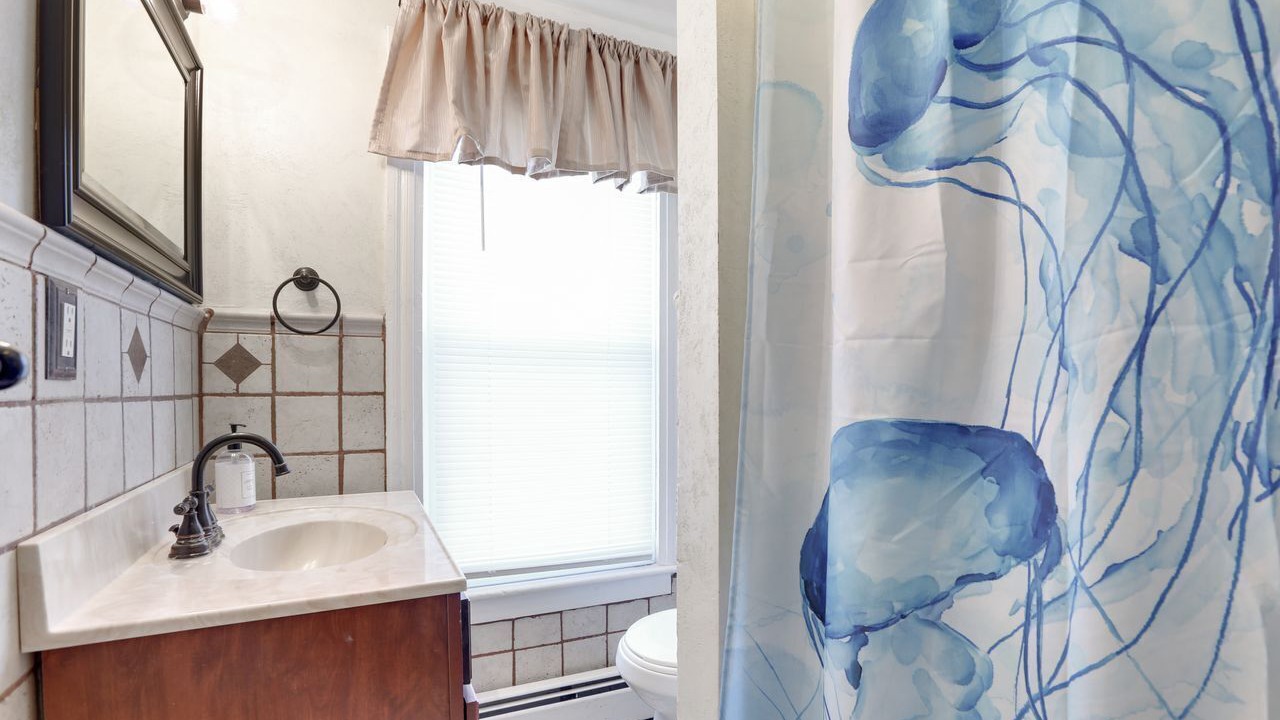 Photo of Bathroom in North End