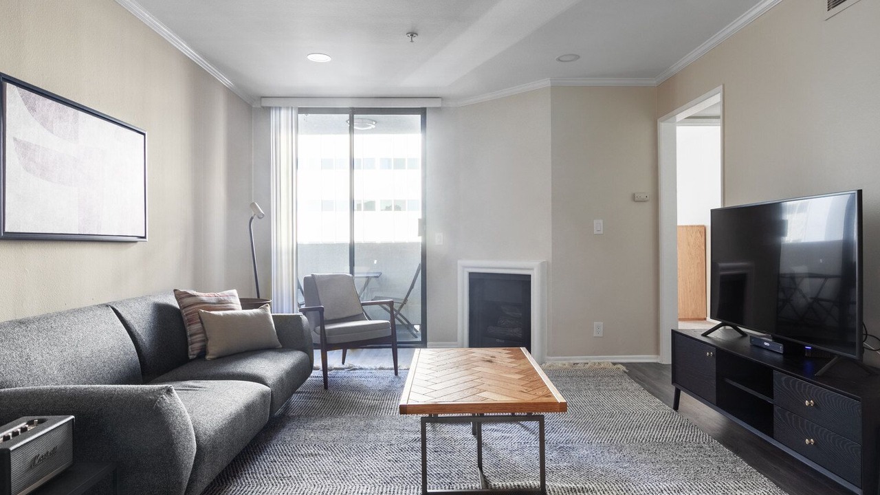 Photo of Livingroom in Sawtelle