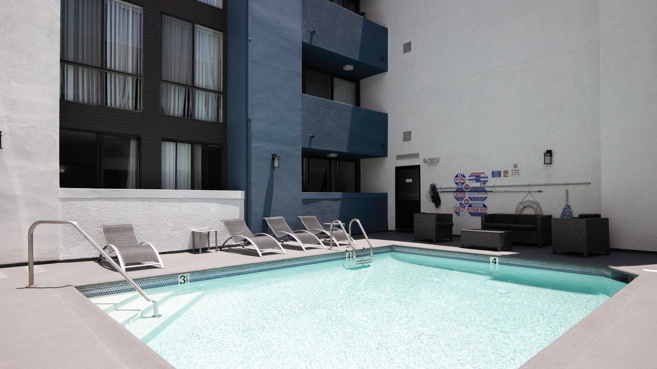 Photo of Outdoor in Sawtelle