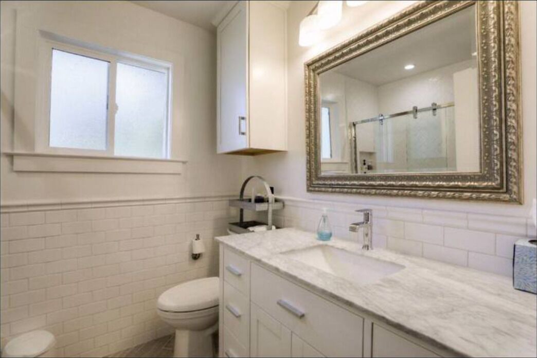 Photo of Bathroom in Shoreline West