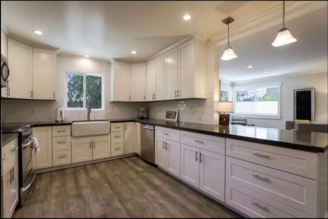Photo of Kitchen in Shoreline West