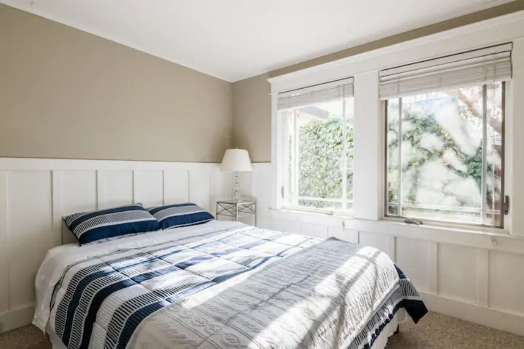 Photo of Bedroom in Shoreline West