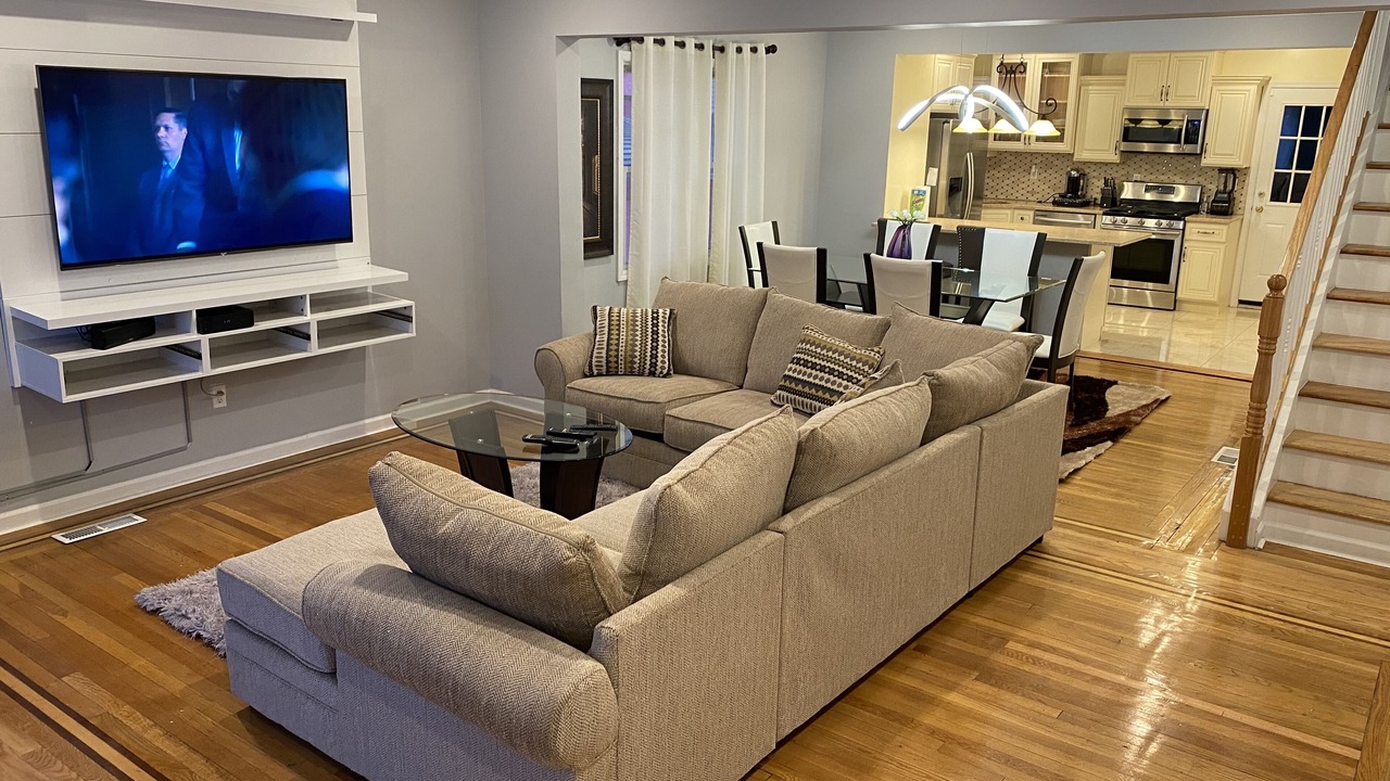 Photo of Livingroom in Williamsbridge
