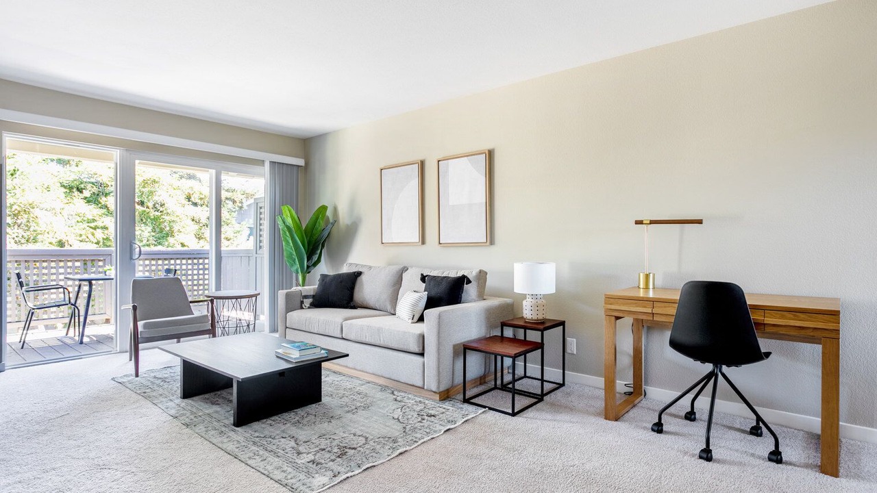 Photo of Livingroom in Cupertino