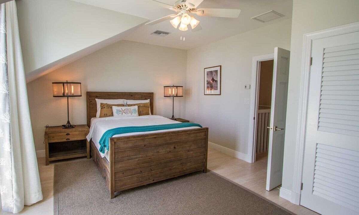 Photo of Bedroom in Palm Cay