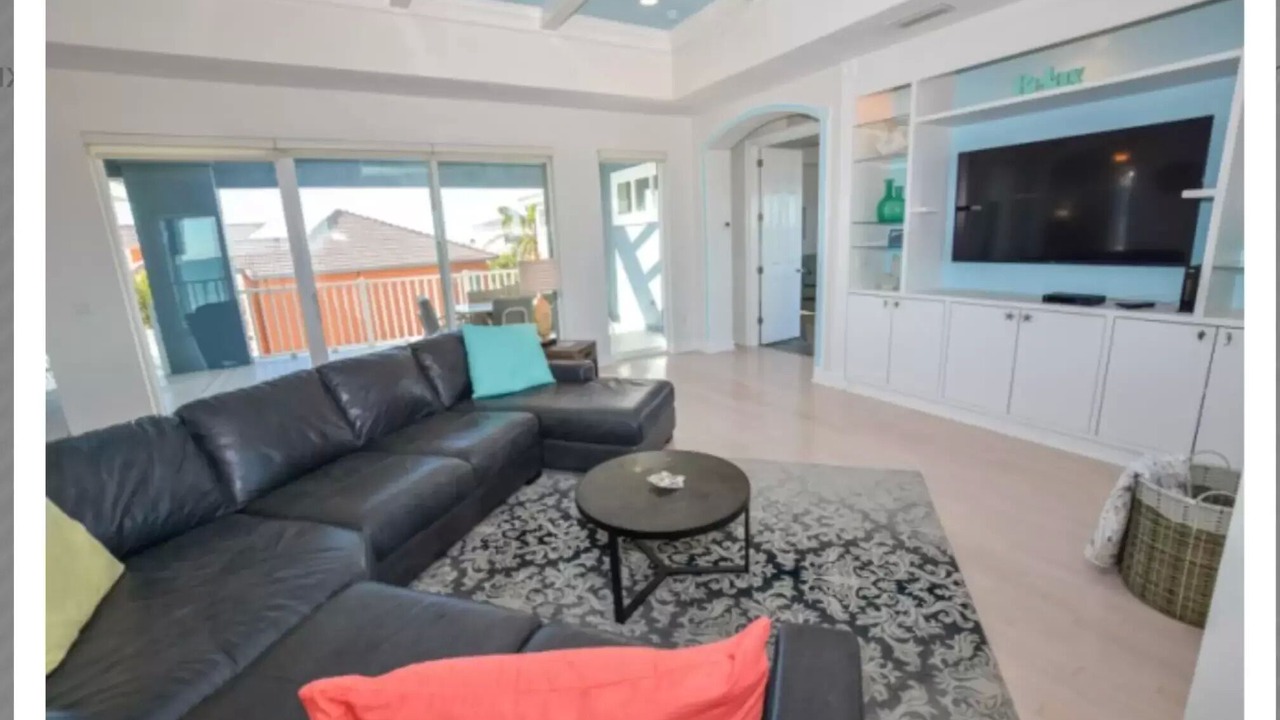 Photo of Livingroom in Avalon by the Sea