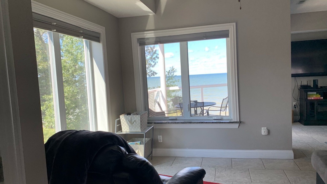 Photo of Livingroom in Geneva-on-the-Lake
