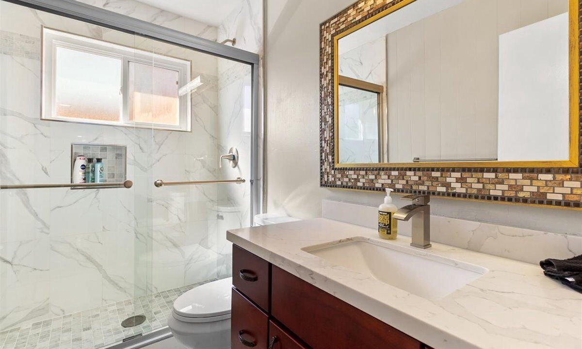 Photo of Bathroom in Valley View - Reed