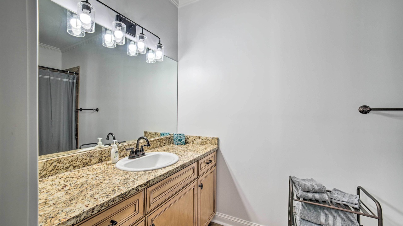 Photo of Bathroom in Tuscaloosa