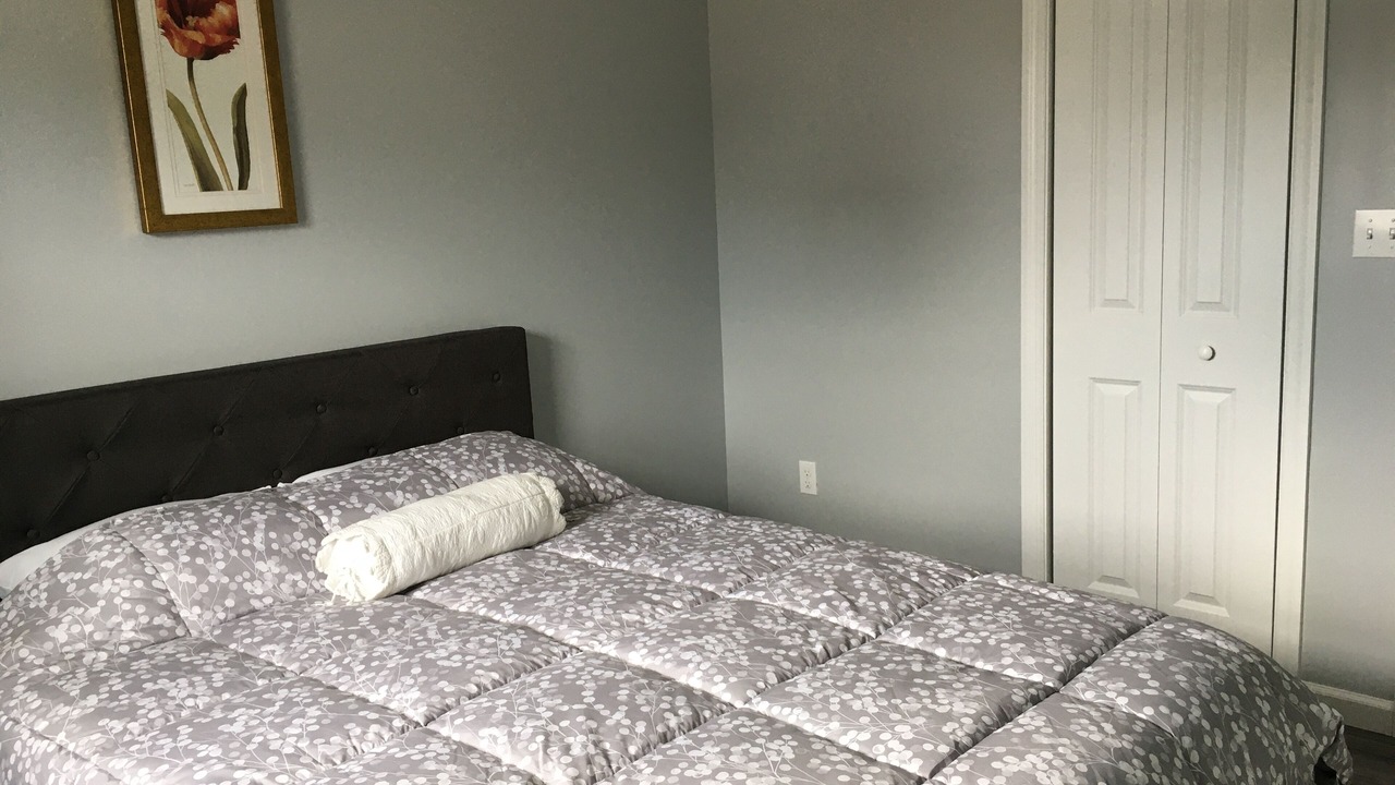 Photo of Bedroom in Town Bank