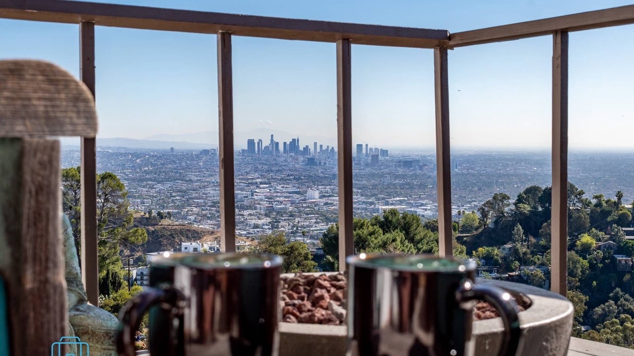 Photo of Others in Hollywood Hills West
