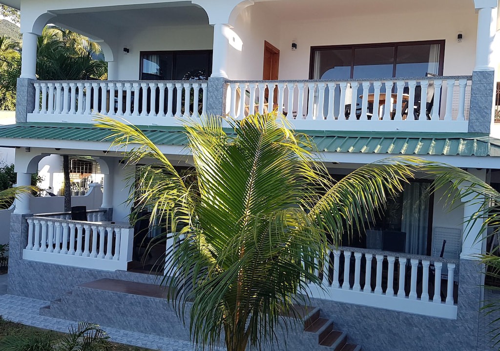 Photo of Buildings in Bel Ombre