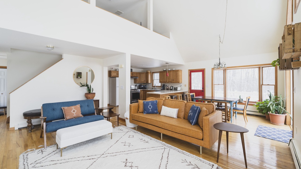 Photo of Livingroom in Pine Bush
