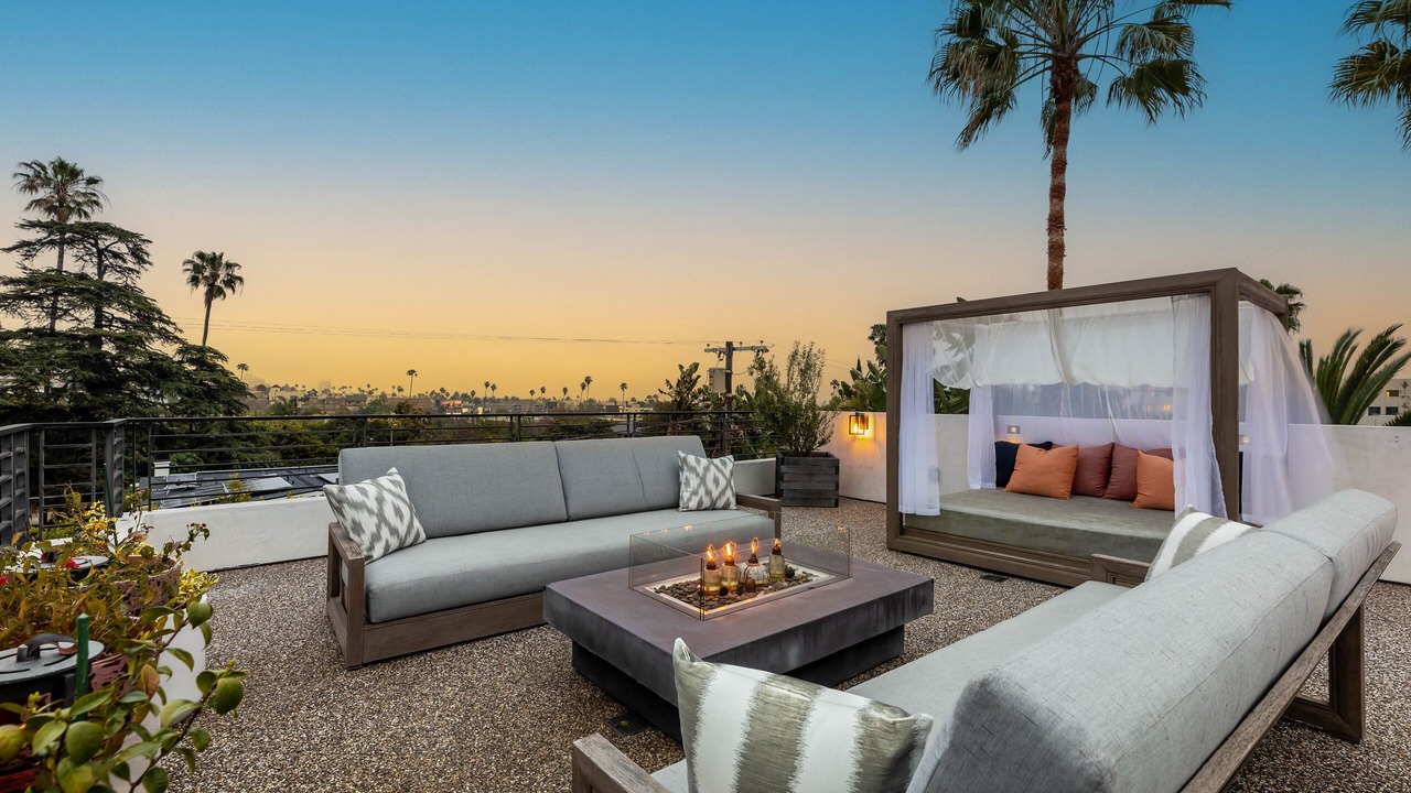 Photo of Patio Balcony in Hollywood
