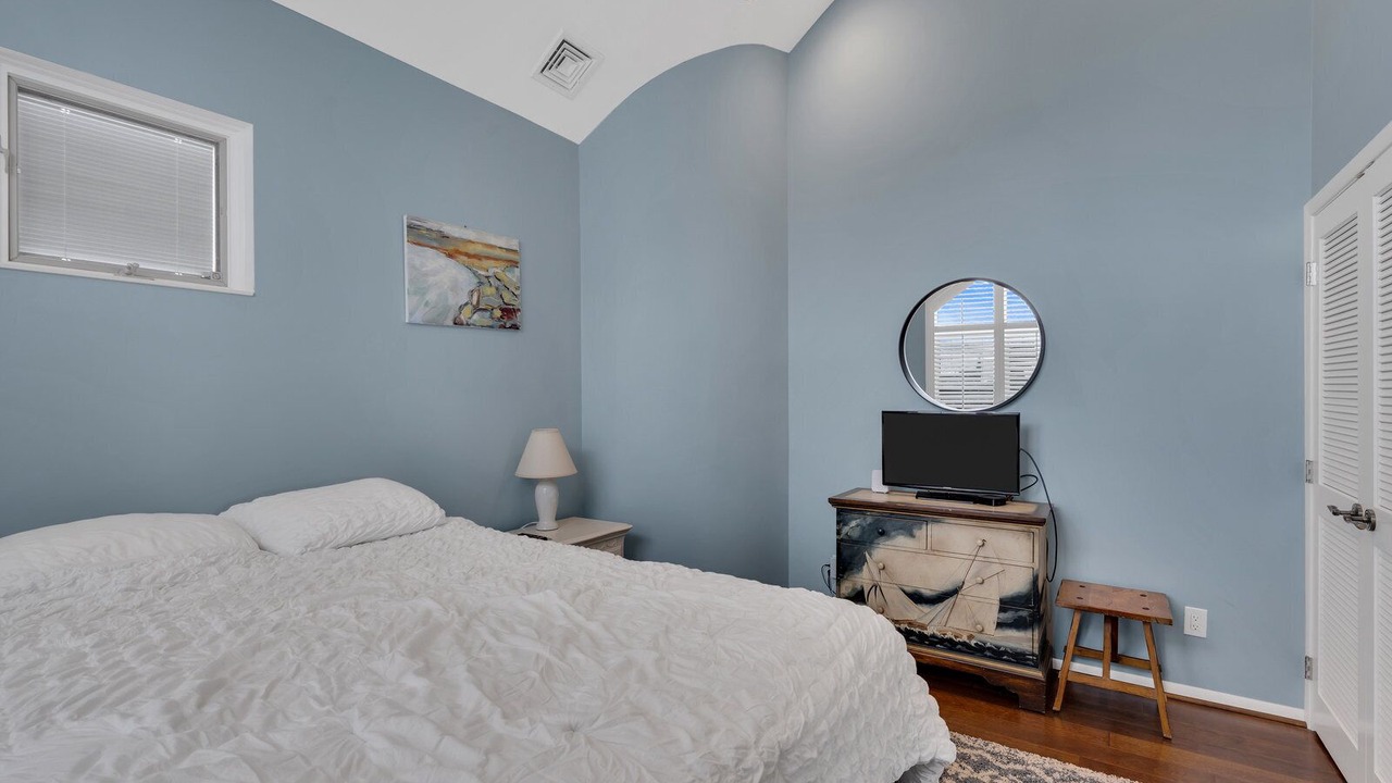 Photo of Bedroom in Normandy Beach