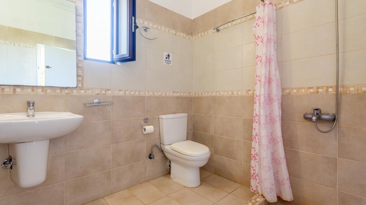 Photo of Bathroom in Kefalas