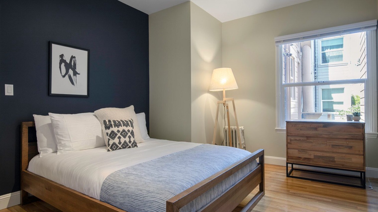 Photo of Bedroom in Marina District