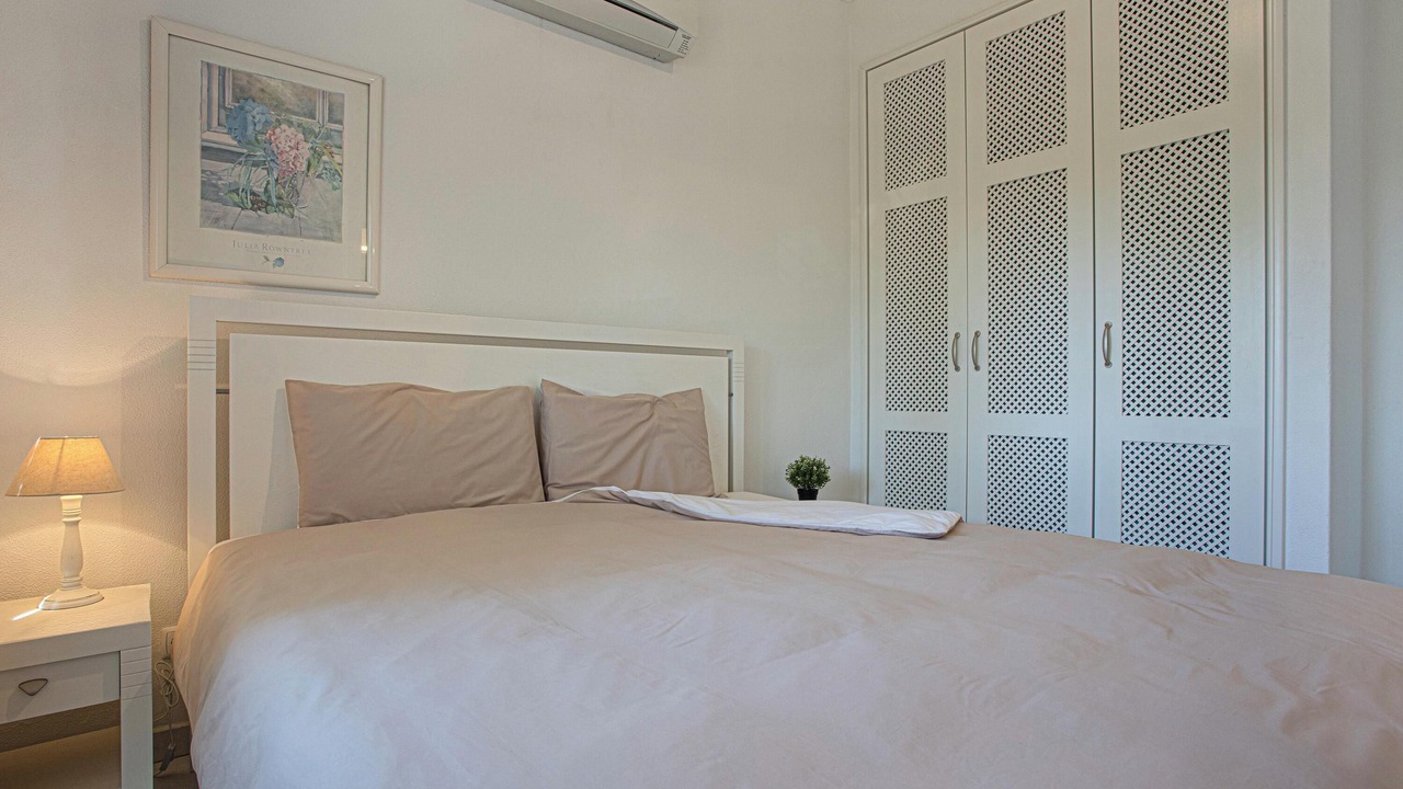 Photo of Bedroom in Alcalar