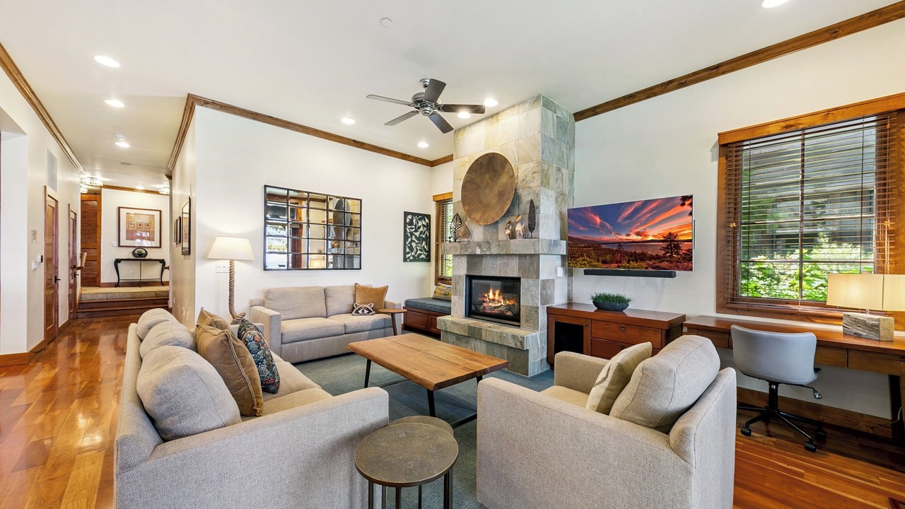 Photo of Livingroom in Sierra Shores
