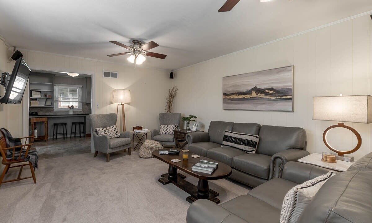 Photo of Bedroom in Tuscaloosa