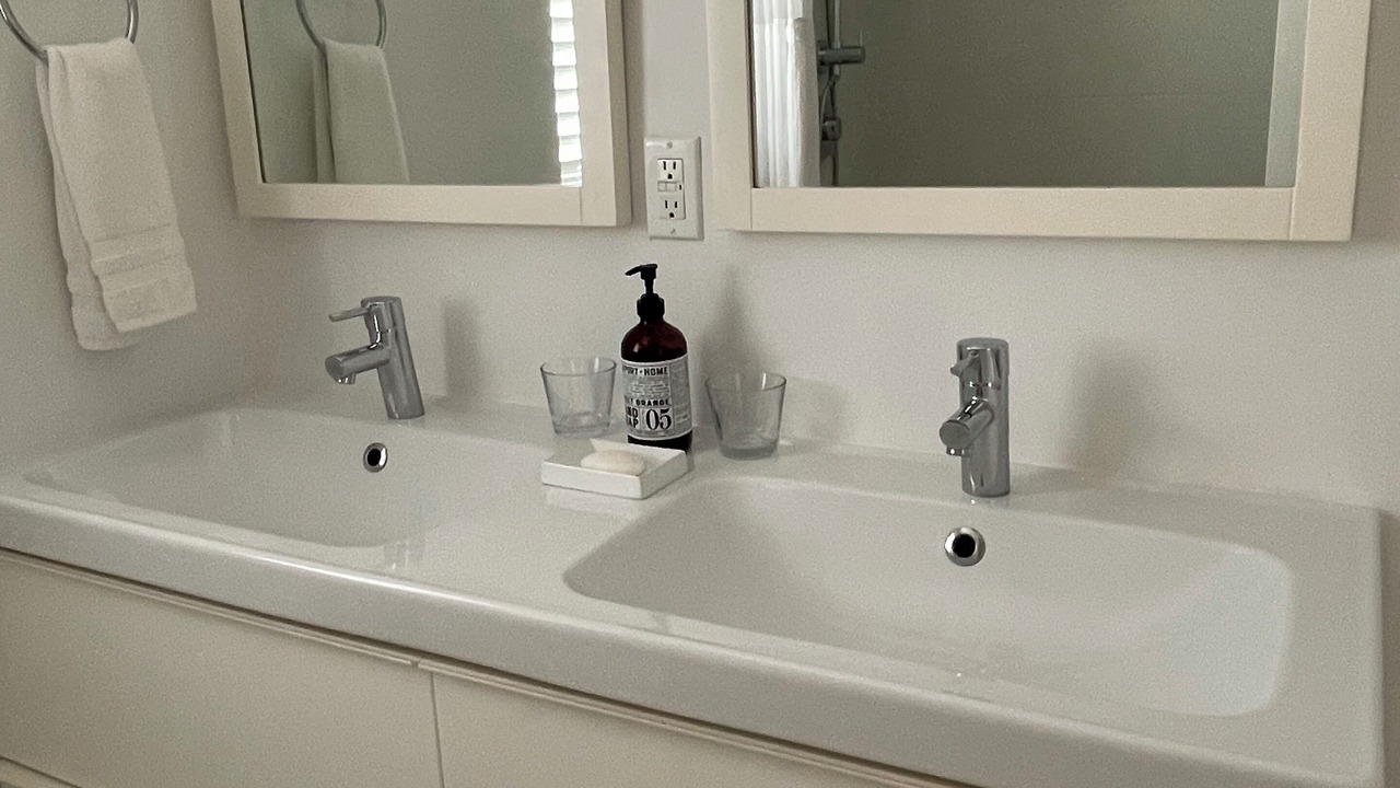 Photo of Bathroom in William's Town