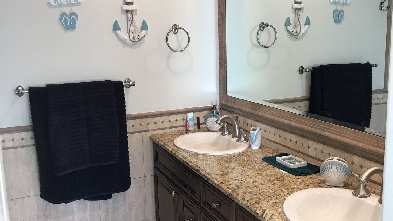 Photo of Bathroom in Huntington Beach